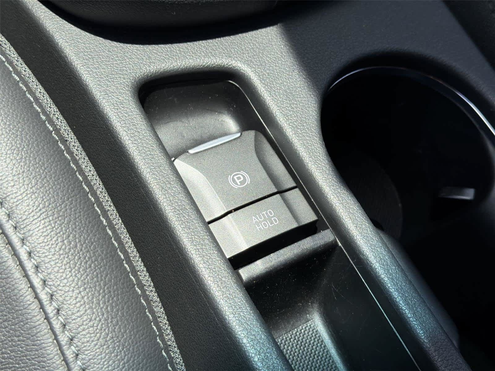 Used 2023 Hyundai Kona Limited AWD/4WD image 39