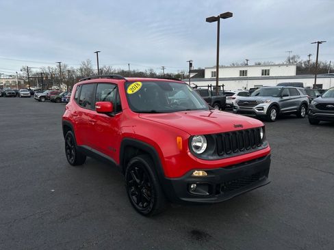 Used 2018 Jeep Renegade Altitude image 20