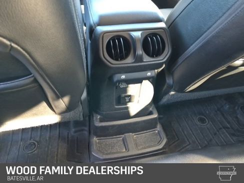 Used 2021 Jeep Wrangler Unlimited Sahara 4xe image 24