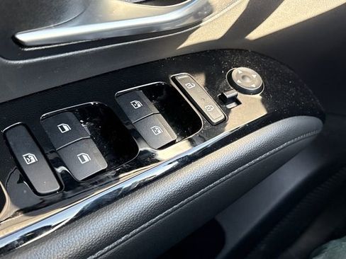 Used 2023 Hyundai Tucson Limited image 13