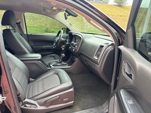 Used 2015 GMC Canyon SLE w/ All-Terrain Package AWD/4WD image 29