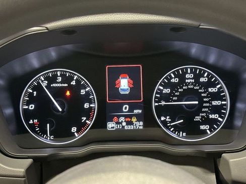 Certified 2024 Subaru Crosstrek 2.0i Premium image 7