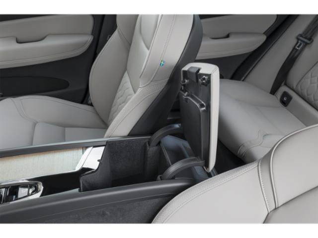 Used 2026 Volvo XC60 B5 Plus AWD/4WD image 13