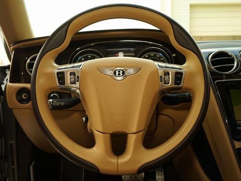 Used 2016 Bentley Flying Spur W12 image 12