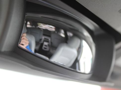 Used 2015 Toyota Highlander XLE image 52