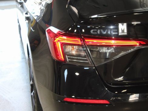 Used 2023 Honda Civic Sport image 37