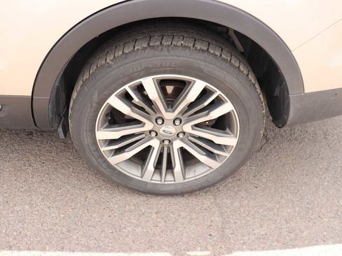 Used 2017 Ford Explorer Platinum AWD/4WD image 9