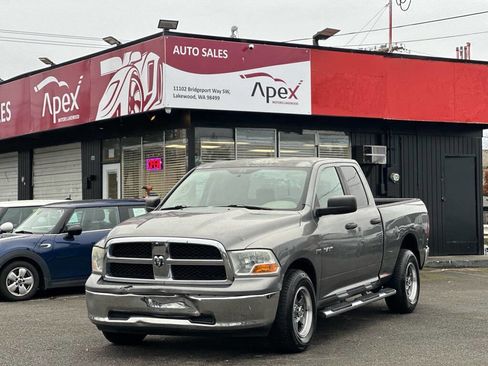 Used 2010 Dodge Ram 1500 Truck SLT image 2