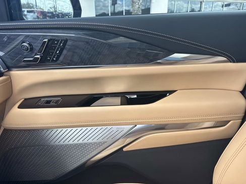 New 2026 Cadillac Escalade IQL Sport 2 w/ LPO, Floor Liner Package image 22