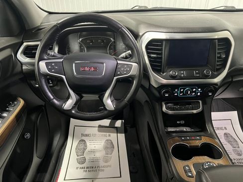 Used 2020 GMC Acadia SLE w/ Driver Convenience Package image 4