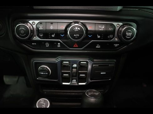 Used 2023 Jeep Wrangler Unlimited Sport AWD/4WD image 22
