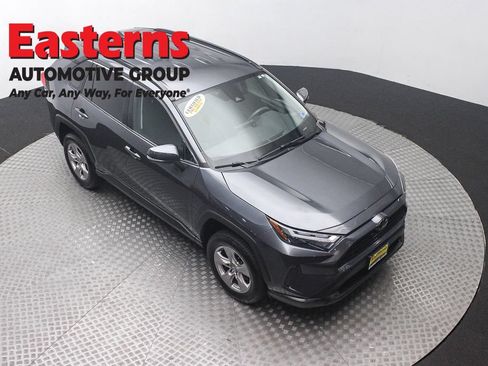 Used 2023 Toyota RAV4 XLE FWD image 3
