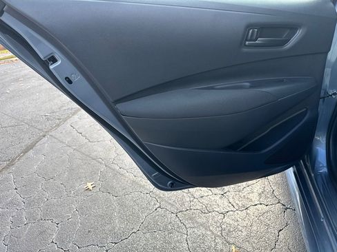 Used 2025 Toyota Corolla LE image 21