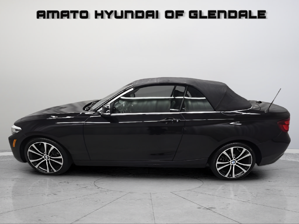 Used 2020 BMW 230i xDrive Convertible w/ Premium Package AWD/4WD image 3