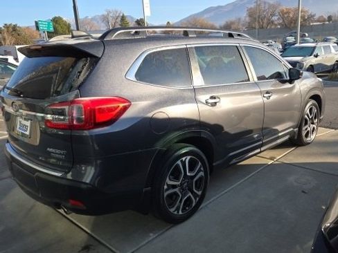 Used 2024 Subaru Ascent Touring image 4