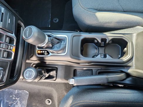 New 2026 Jeep Gladiator Sport image 15