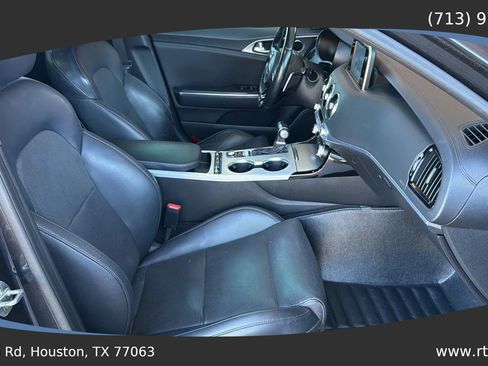 Used 2019 Kia Stinger GT image 35