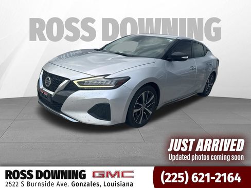 Used 2022 Nissan Maxima SV w/ Floor Mat Group FWD image 1