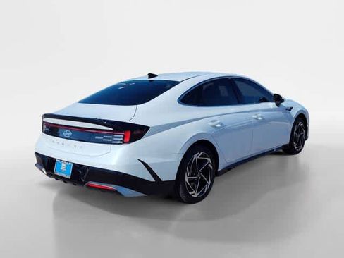 New 2026 Hyundai Sonata SEL FWD image 6