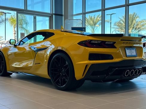 New 2025 Chevrolet Corvette Z06 image 6