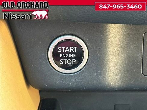 Used 2023 Nissan Rogue Platinum AWD/4WD image 18