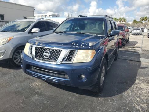 Used 2008 Nissan Pathfinder SE w/ Premium Pkg image 10