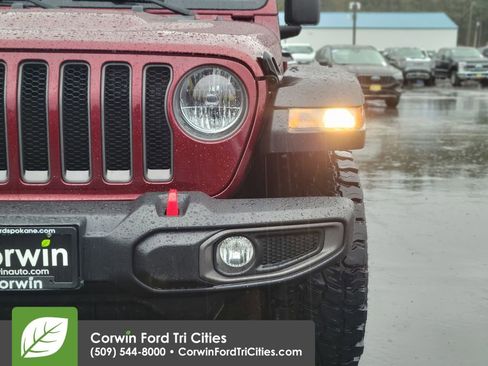 Used 2021 Jeep Wrangler Unlimited Rubicon AWD/4WD image 7