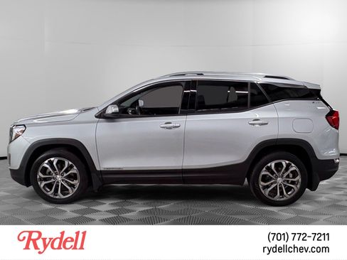 Used 2018 GMC Terrain SLT w/ Preferred Package AWD/4WD image 2