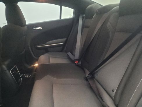 Used 2020 Dodge Charger SXT RWD image 18