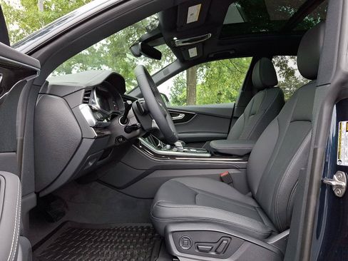 Used 2026 Audi Q8 Premium Plus AWD/4WD image 11