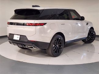 Used 2025 Land Rover Range Rover Sport SE video 2