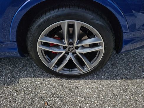 New 2026 Audi SQ7 Prestige AWD/4WD image 28