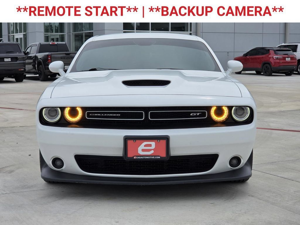 Used 2022 Dodge Challenger GT RWD image 2