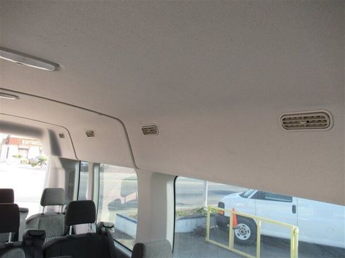 Used 2019 Ford Transit 350 XLT image 15