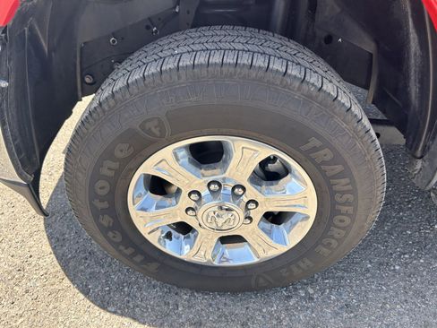 Used 2024 RAM 2500 Big Horn w/ Bed Utility Group AWD/4WD image 8