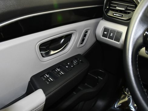 Certified 2025 Honda Pilot EX-L image 33