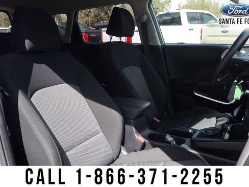 Used 2023 Kia Soul LX image 24