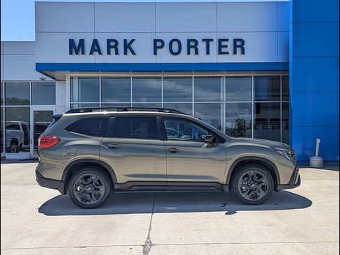 Used 2025 Subaru Ascent Onyx Edition AWD/4WD image 6