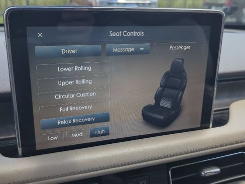 Used 2020 Lincoln Aviator Reserve w/ Equipment Group 202A AWD/4WD image 25
