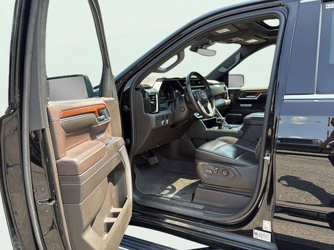 Used 2022 GMC Sierra 1500 Denali w/ Denali Reserve Package image 27