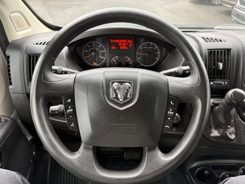 Used 2021 RAM ProMaster 2500 image 17