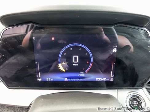 Used 2025 Chevrolet Trax LT w/ LT Convenience Package image 13