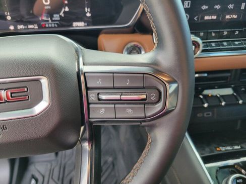 Used 2023 GMC Canyon AT4 w/ AT4 Premium Package image 16