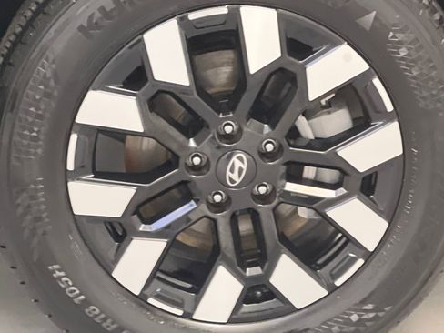 Used 2025 Hyundai Santa Cruz SEL FWD image 56