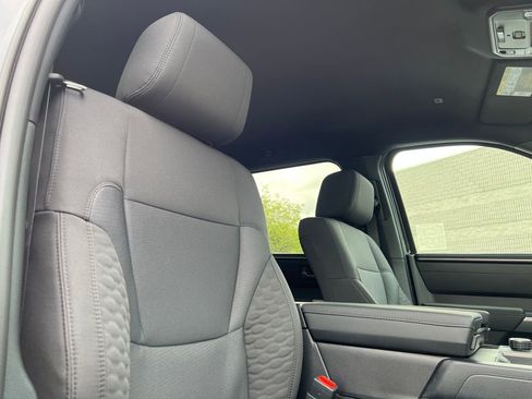 New 2026 Toyota Tundra SR5 image 18