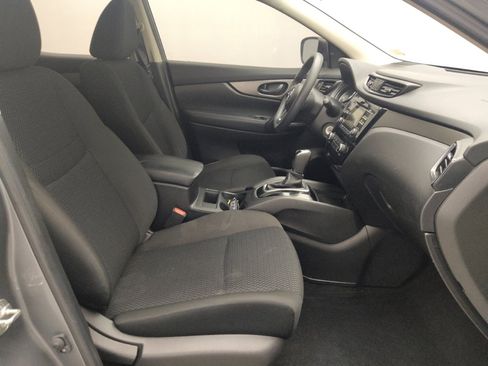 Used 2018 Nissan Rogue Sport S w/ S Appearance Package FWD image 21