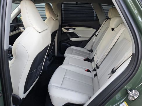 New 2025 Audi Q5 Premium Plus image 10