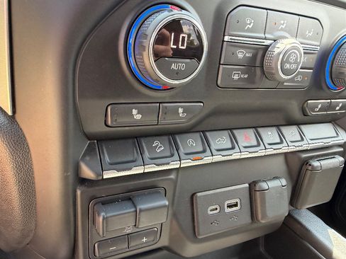 Used 2020 Chevrolet Silverado 1500 RST w/ All-Star Edition AWD/4WD image 30