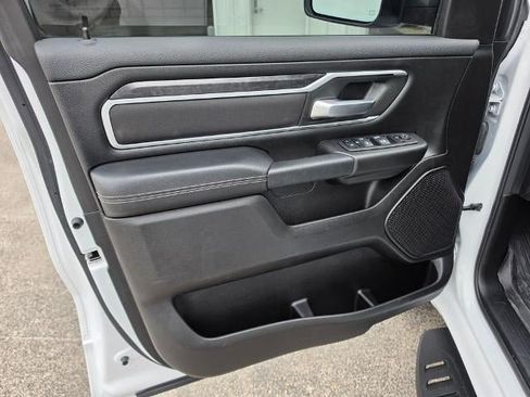 Used 2023 RAM 1500 Big Horn AWD/4WD image 18