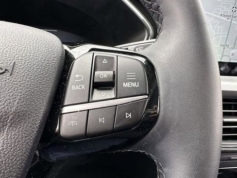 Used 2023 Ford Escape Platinum w/ Premium Technology Package AWD/4WD image 15